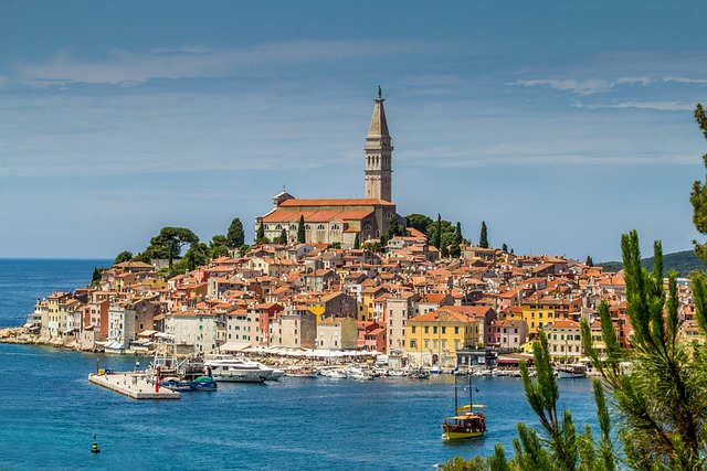 Rovinj villas with fully equipped kitchenette and sea views
