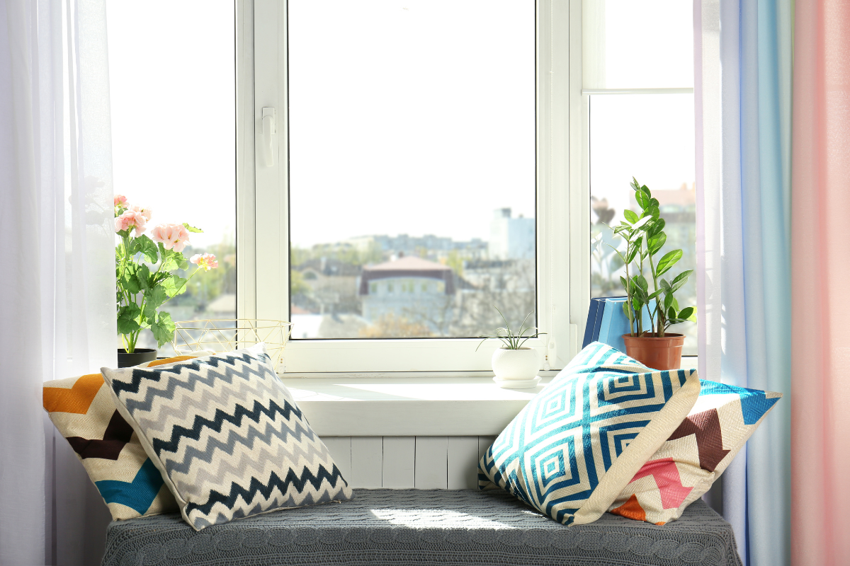 Illustration of decorative items adorning a windowsill