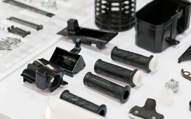 Key Differences Between Insert Molding And Overmolding