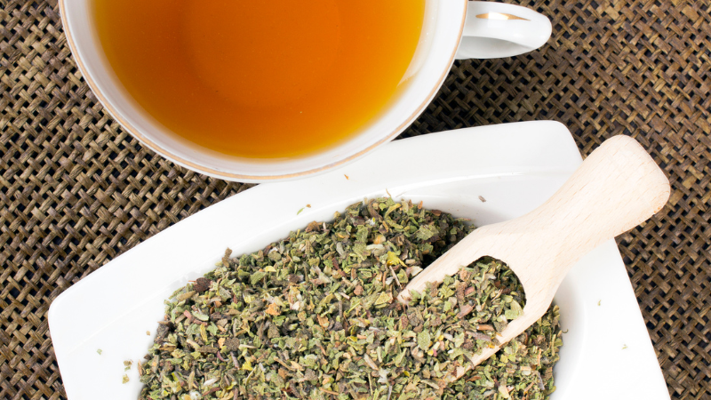 Nur Cistus incanus L. Pandalis ist laut EU Novel Food Verordnung als Lebensmittel zugelassen