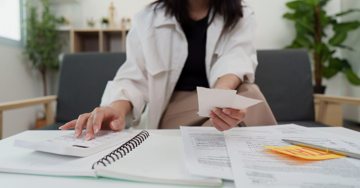 OnlyFans creator organizing aged payables by due dates to avoid missing critical payments.