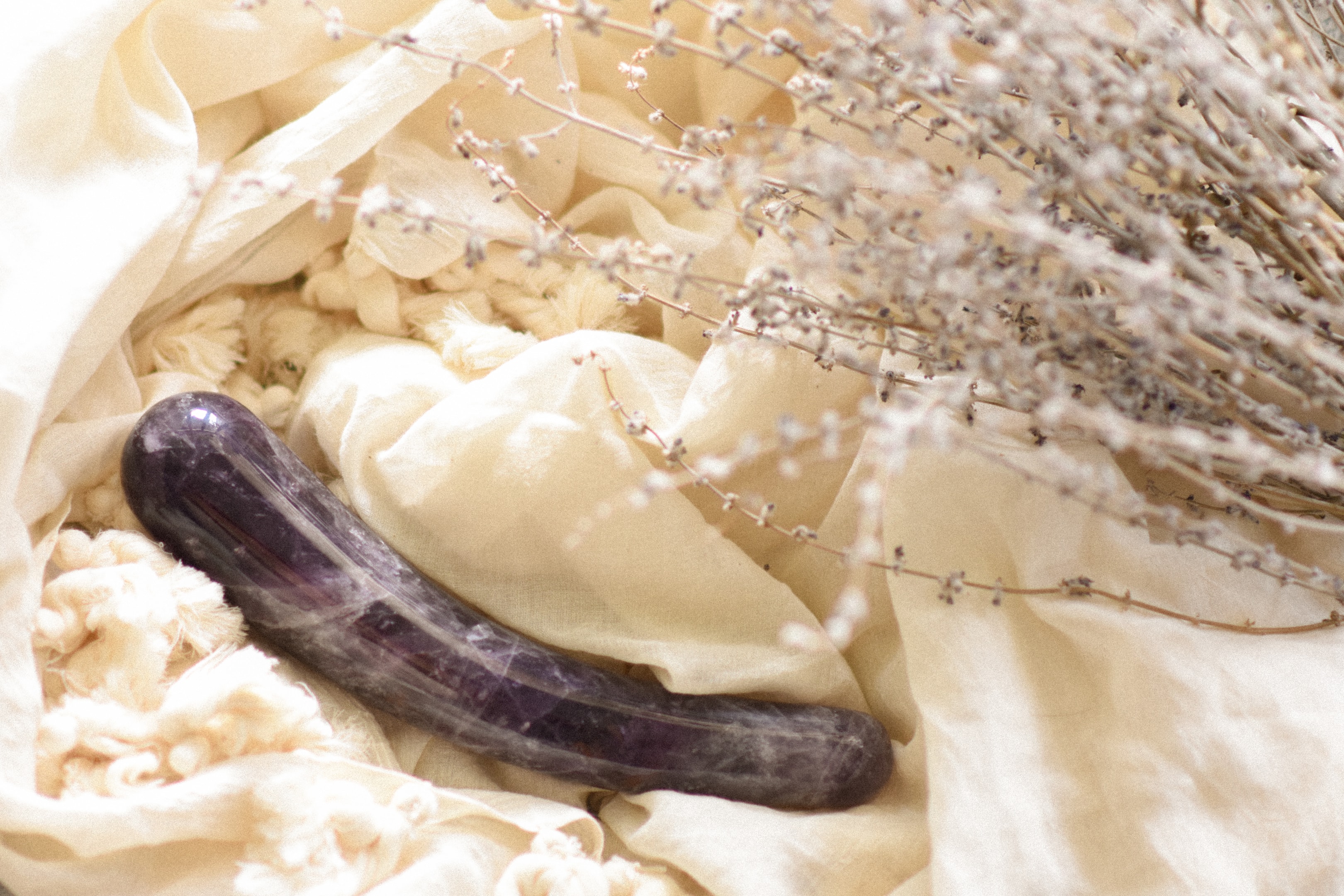 crystals to clear emotional blockages and foster emotional resilience