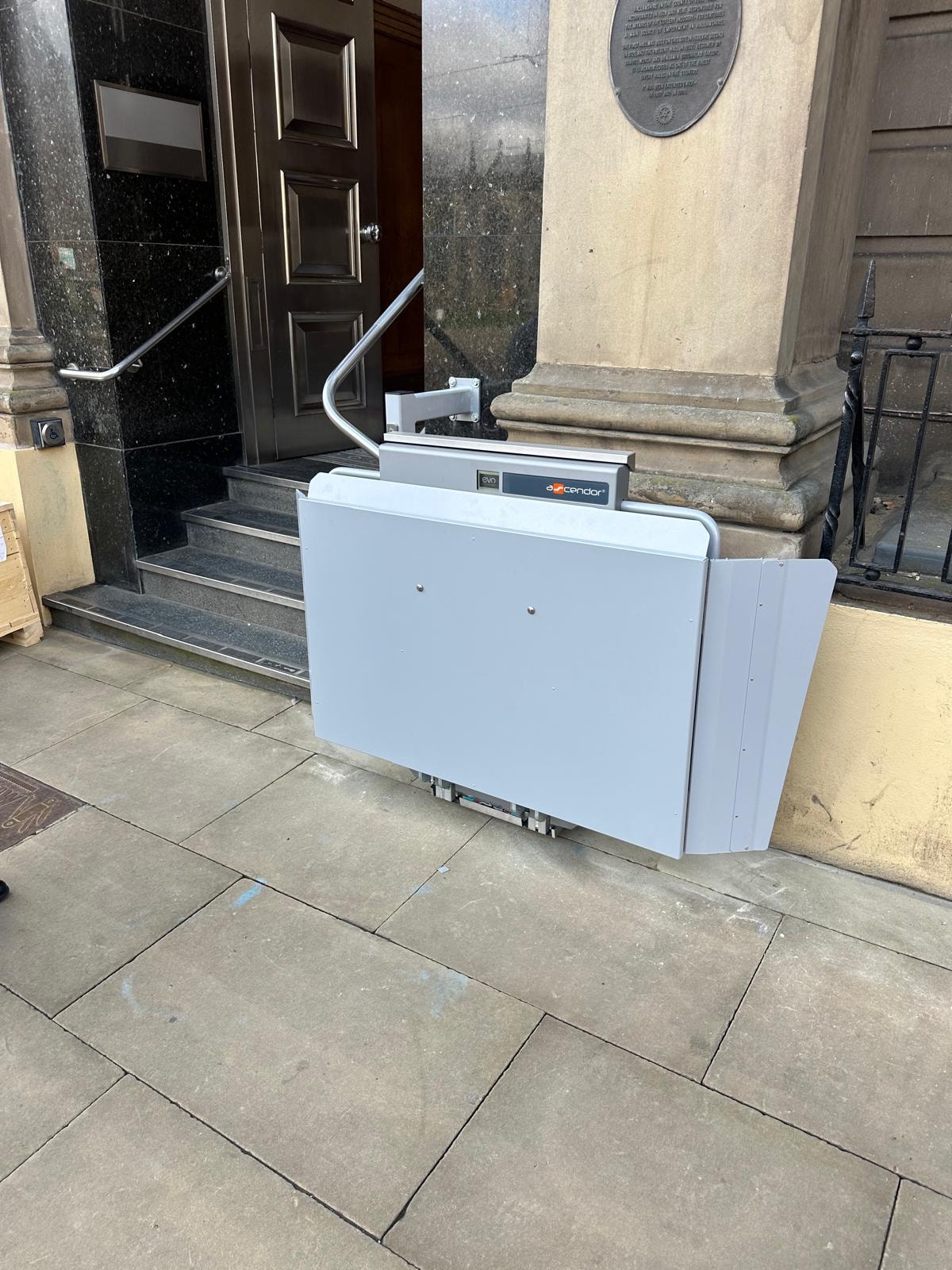 Benefits of inclined stair lifts for accessibility.