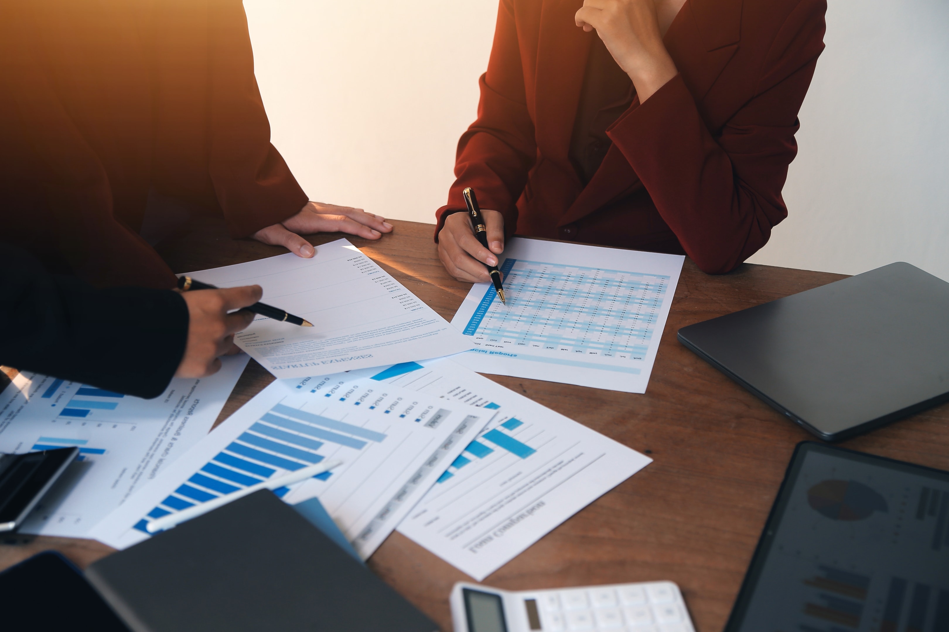 analiza satysfakcji klientów i skuteczności obsługi klientów przez zespół