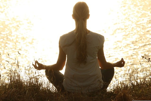 8 Simple Steps to start living your best life today - Find time to meditate or do something to relieve stress