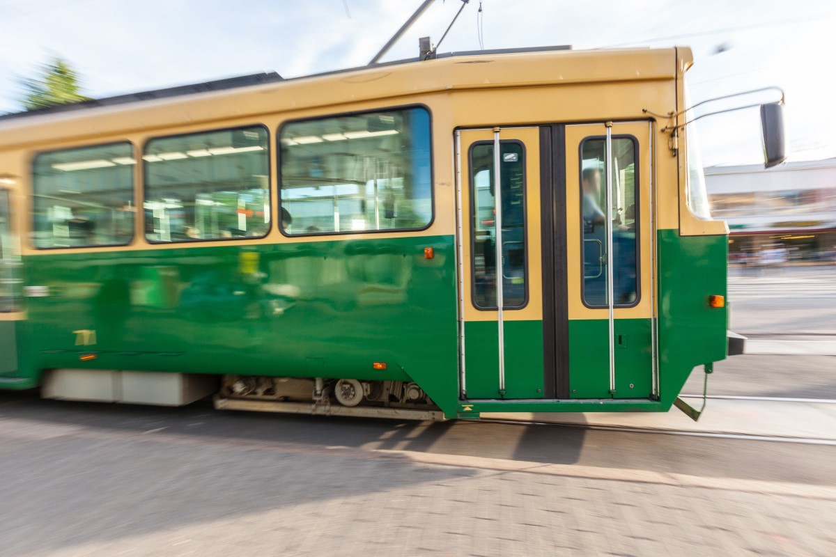 Oferty-pracy-dla-kierowców-i-motorniczych-charakterystyka