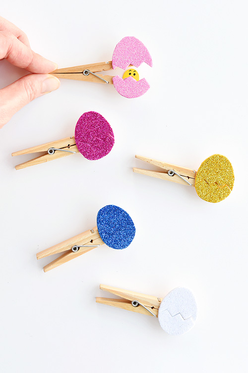 Peek-a-Boo Clothespin Eggs | 10 Easter Crafts and Activities for Kids