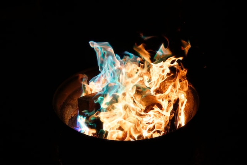 benefits of using a campfire spray