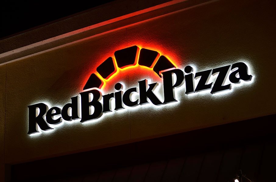 We design, fabricate and install custom outdoor signs in Burbank. Have a specific project in mind? Call us!