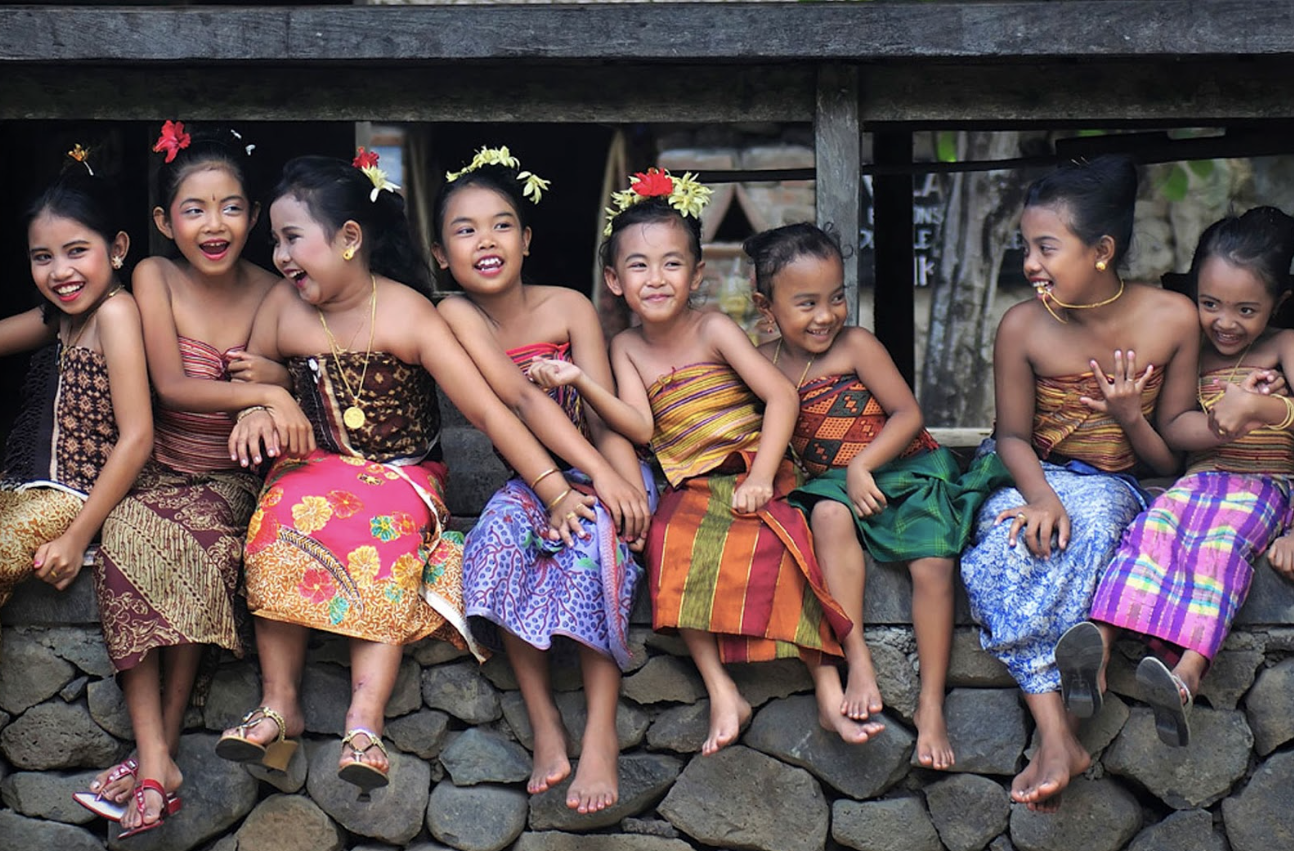friendly balinese people