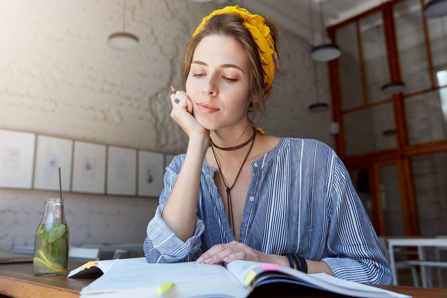 woman writing down thoughts