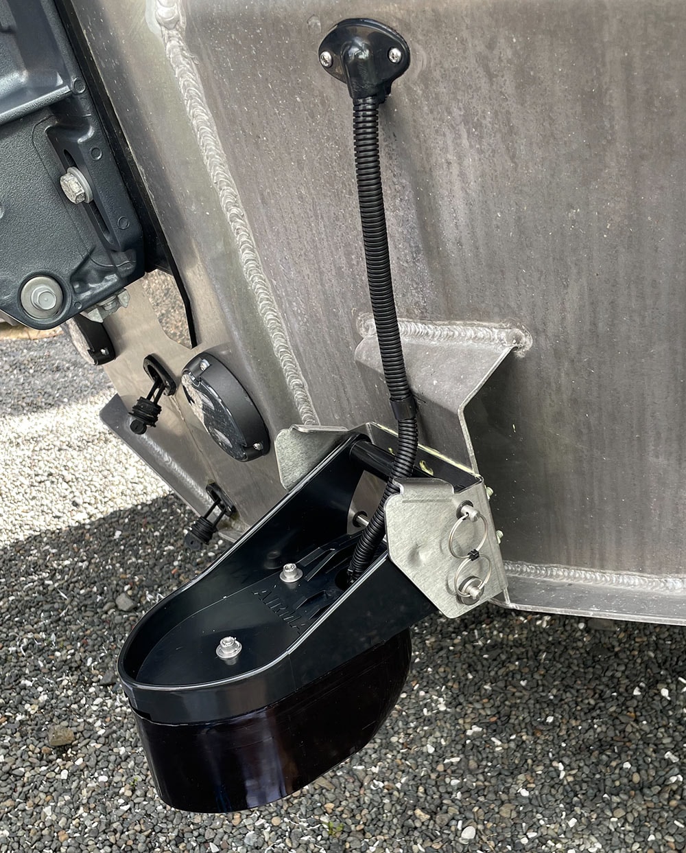 Airmar 1KW transducer on a Stabicrft boat.