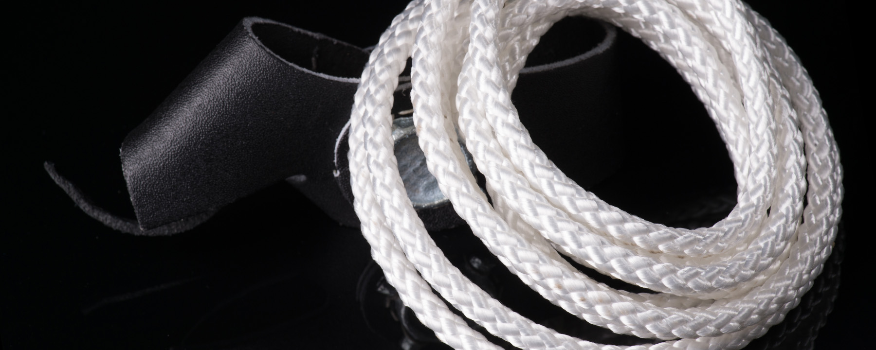 Strong Polyester Ropes: Find the Best Manufacturers in the UK for Long-Term Use 11 Cousin Trestec Polyester Braid Rope in white color