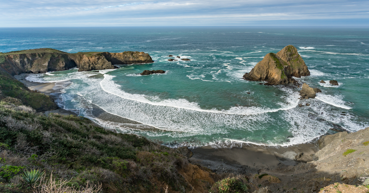 A picturesque view of Northern California's lakes and fishing areas.