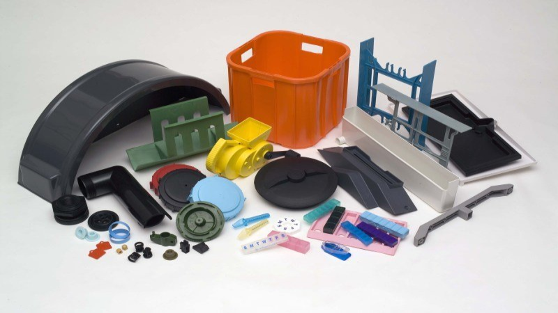selection considerations of plastic molding