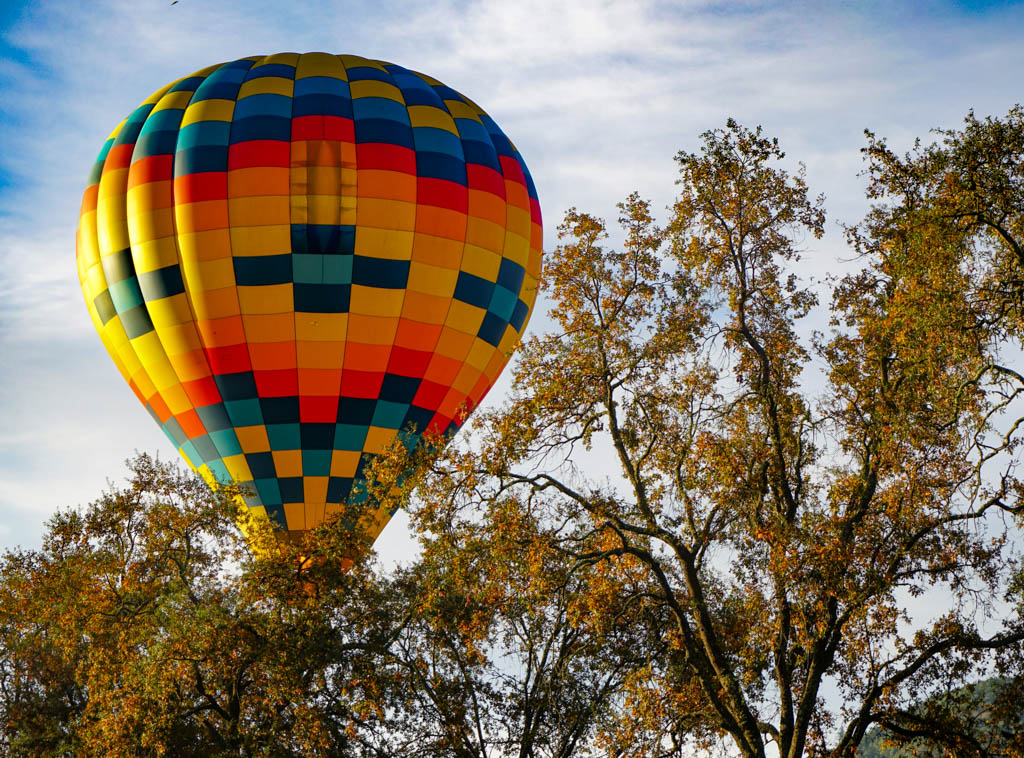 20 Best California Thanksgiving Getaways 7 Balloon flight at Thanksgiving in the Napa Valley, California, USA