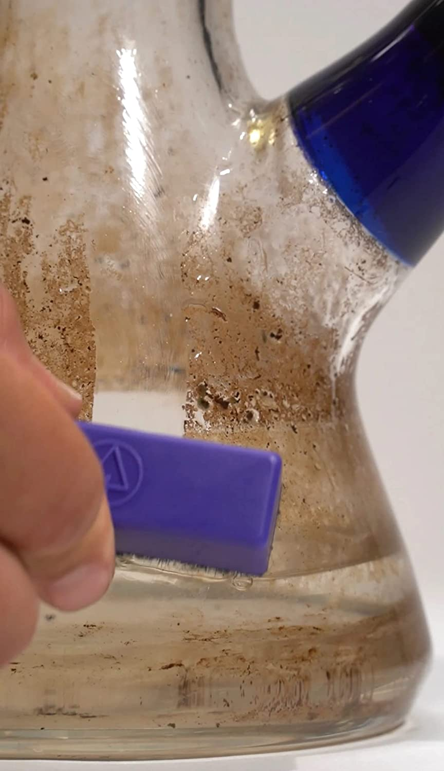 The Borobuddy Magnetic Glass Cleaner