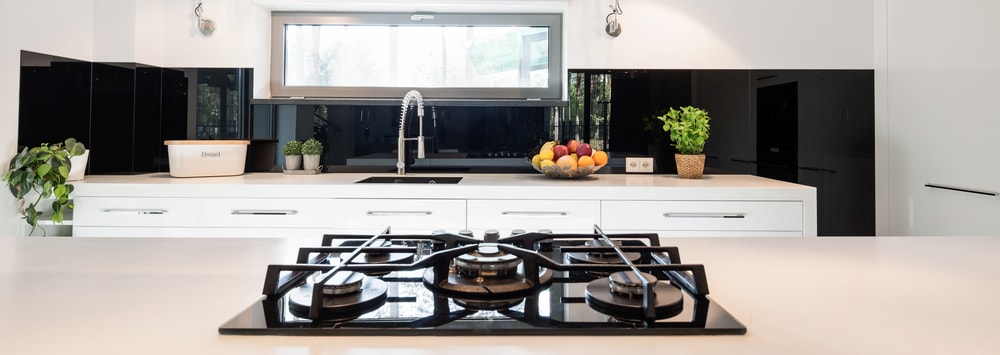 black glass splashback