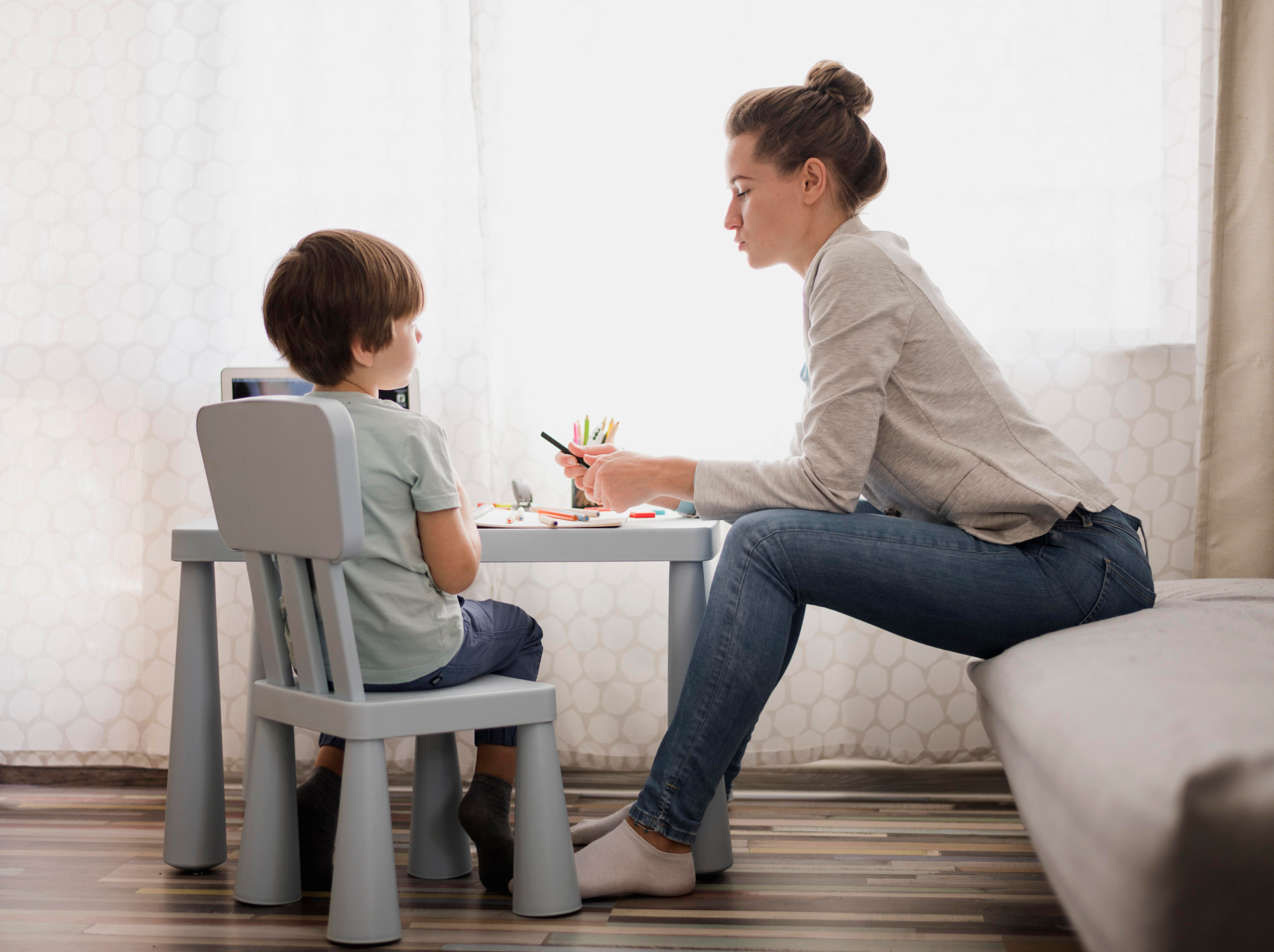 symptoms of dyspraxia