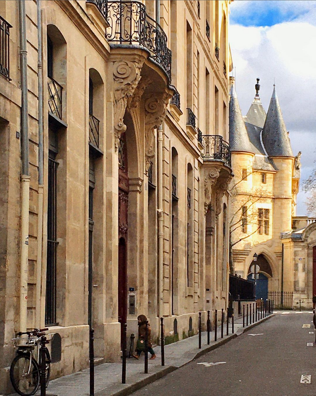 Le Marais Paris near hotel de ville 