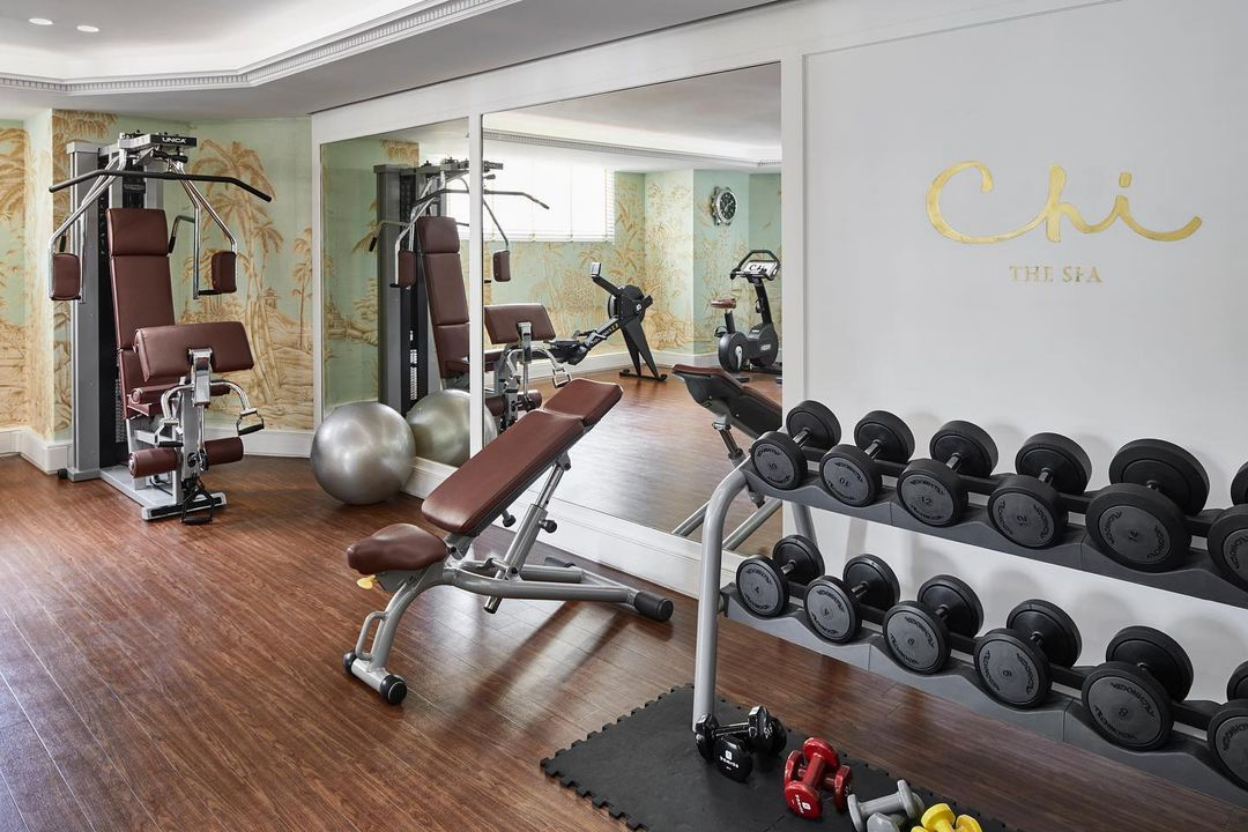 fitness center at shangri la paris 