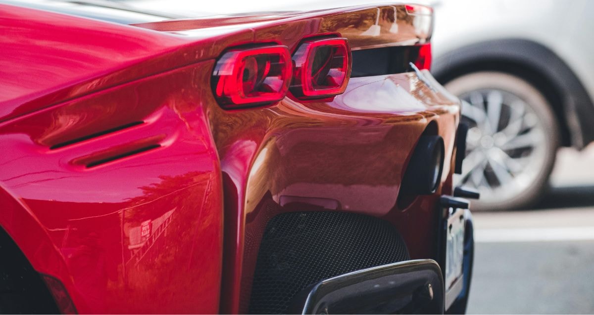 Door-to-door luxury car shipping 