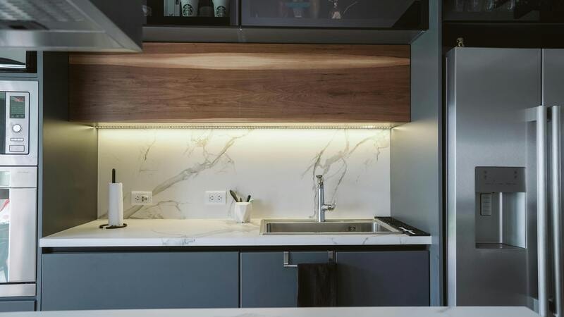 Fluorescent light is the most common type of under-cabinet lighting 