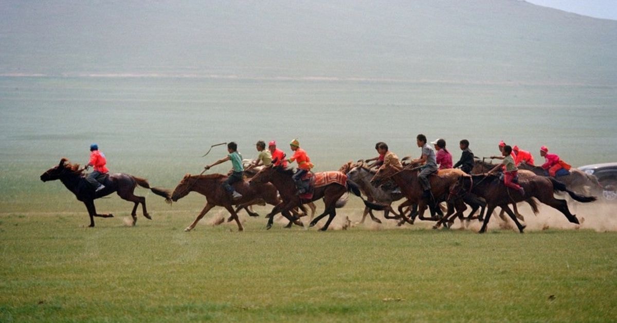 Mongolian Horse Racing