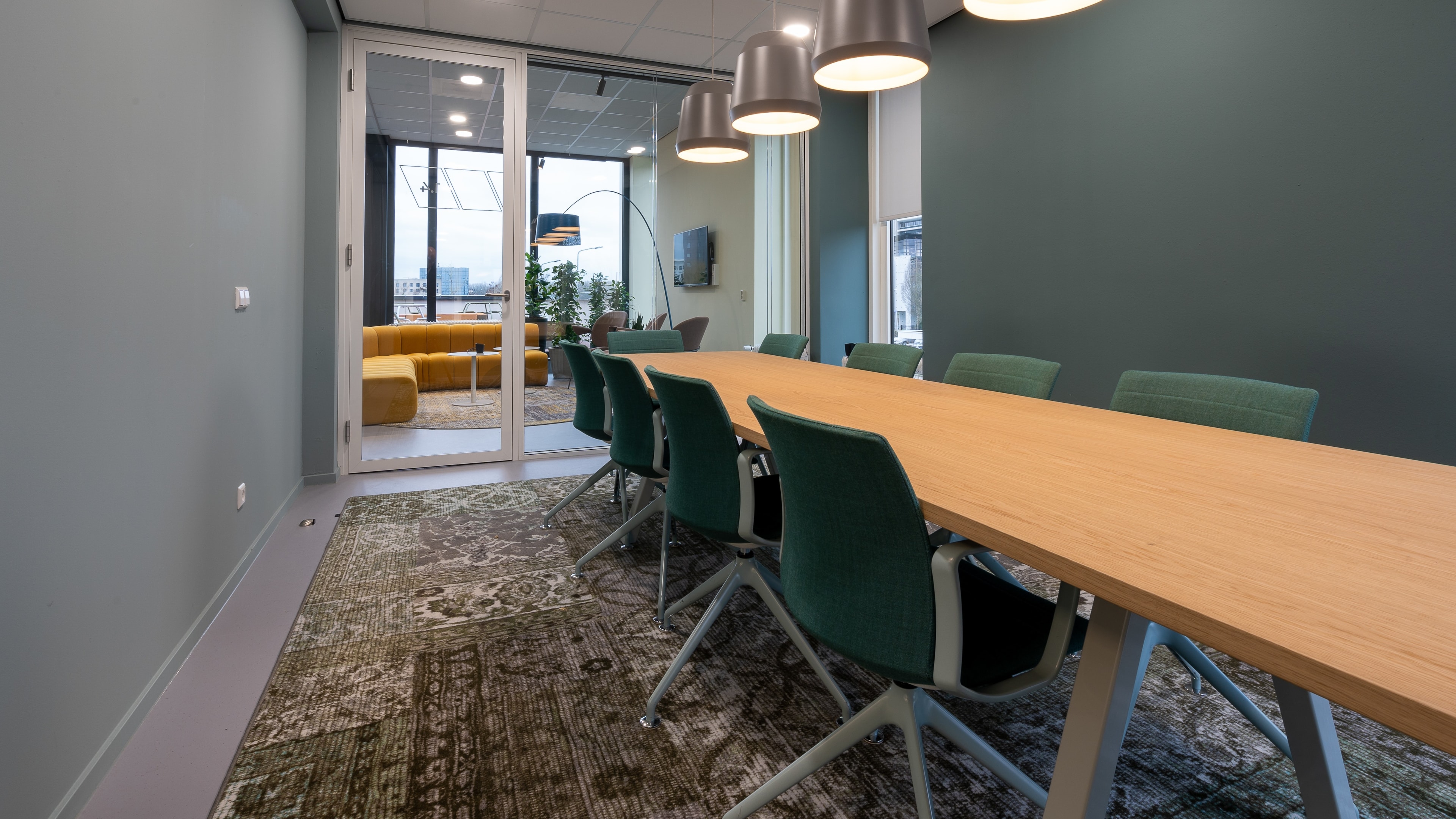 Cena budowy powierzchni biurowej jest wysoka.