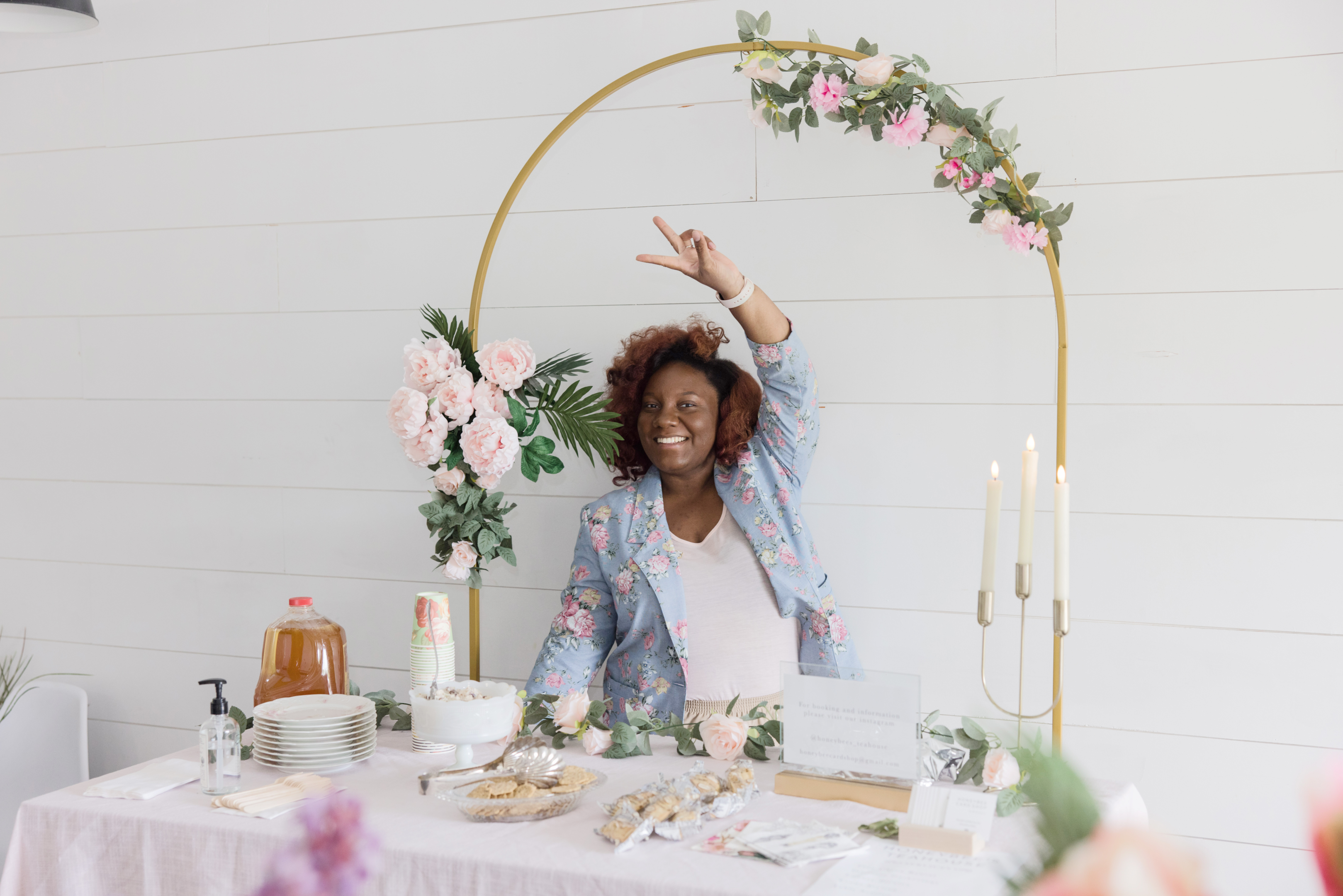 branding-photo-shoot-female-no-fear-in-front-of-camera-happy-authentic