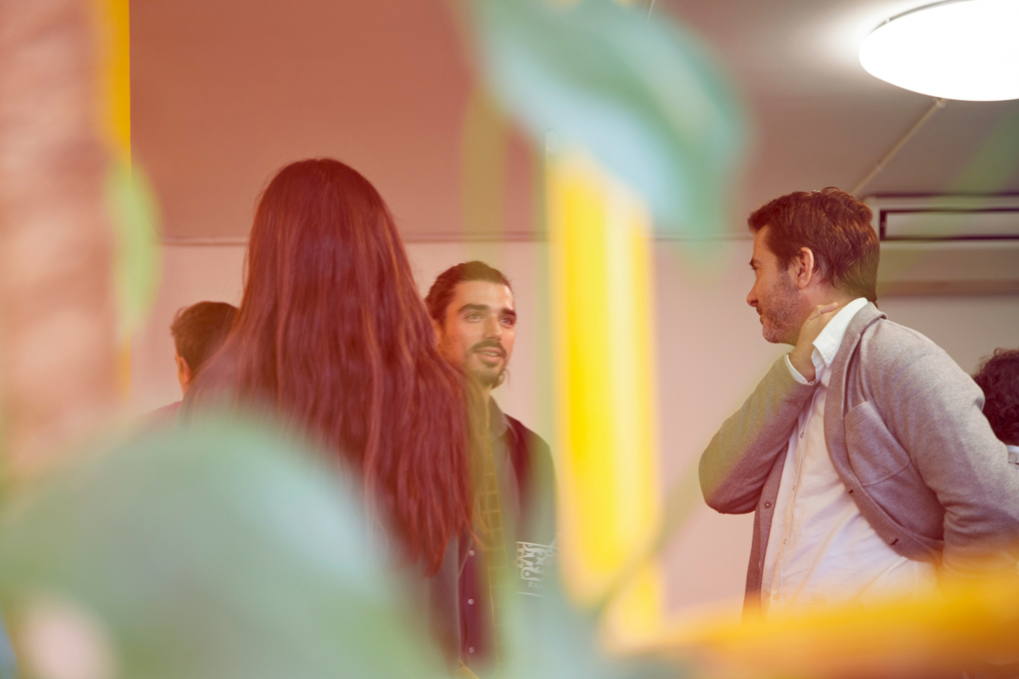 In pull marketing, think about what networking you can do to create temporary promotional campaigns with other local businesses. 