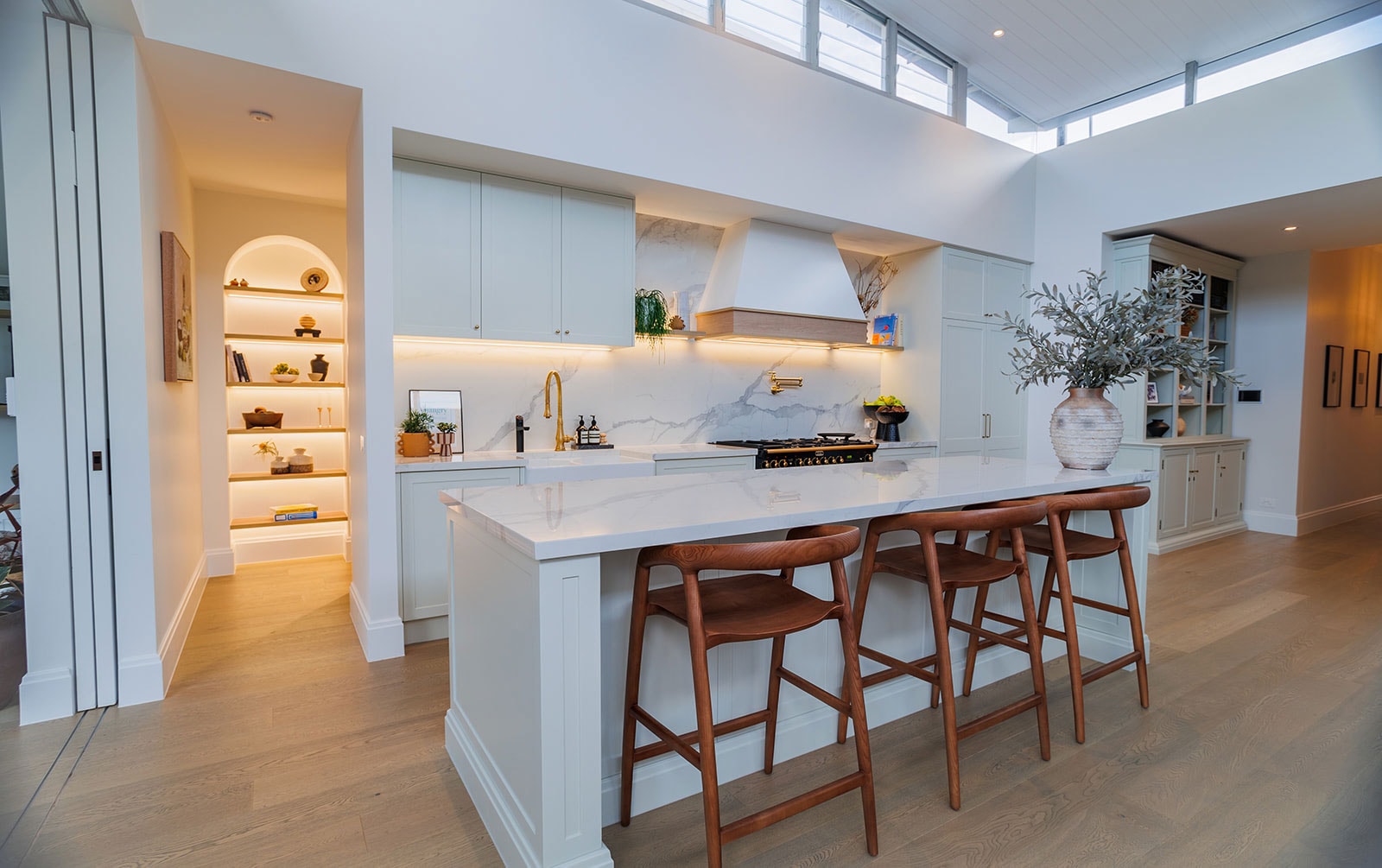 Modern Farmhouse Interior Design by Elizabeth May Design
