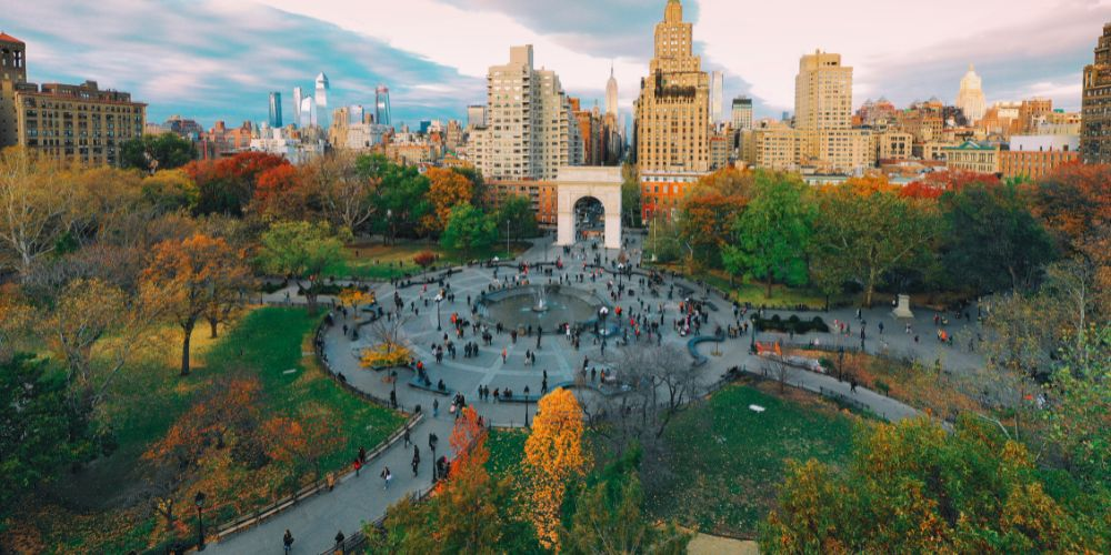 Our Top List of Free Things to Do in NYC 10 Washington Square Park