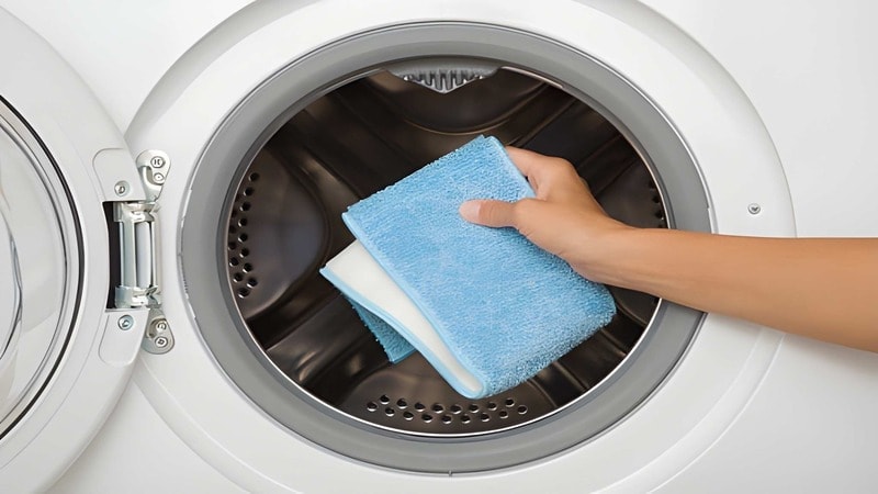 washing of microfiber mop head