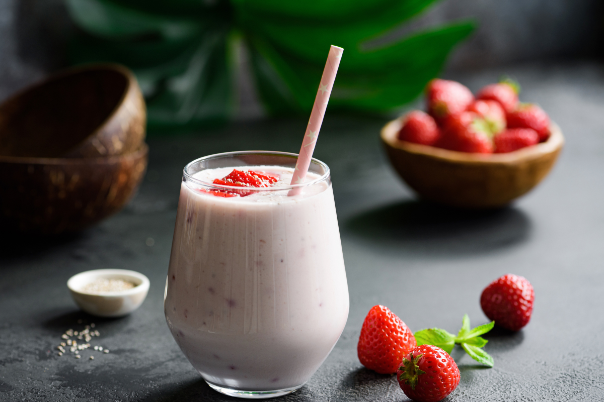 Strawberry and coconut milk protein smoothie
