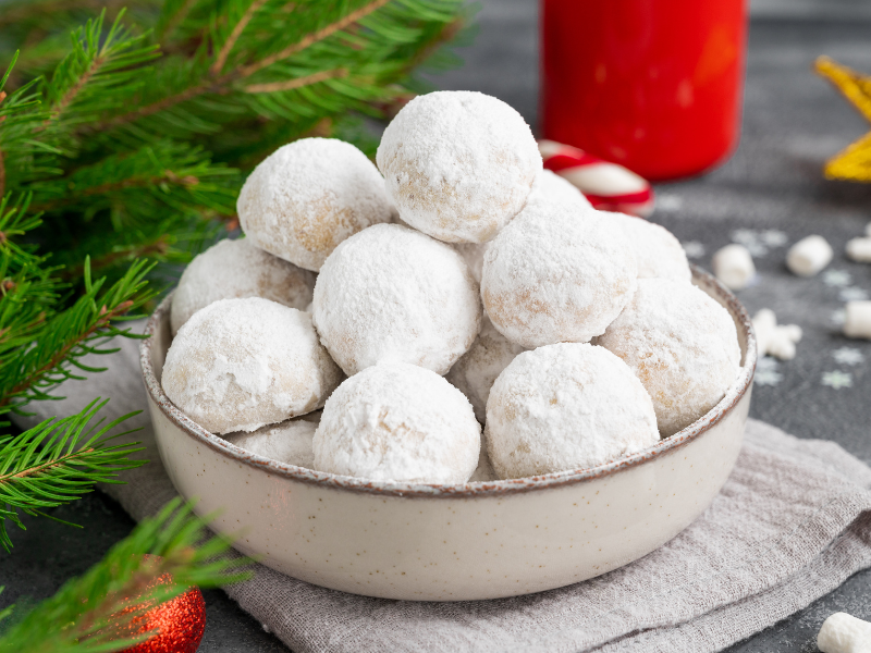 Eggnog Snowball Cookies