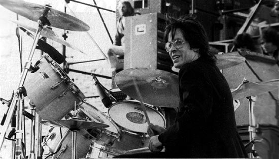 8cce6be3 6956 4cba 9140 1b6e7404281f | Zero to Drum Jeff Porcaro Detrás De Su Drum Kit