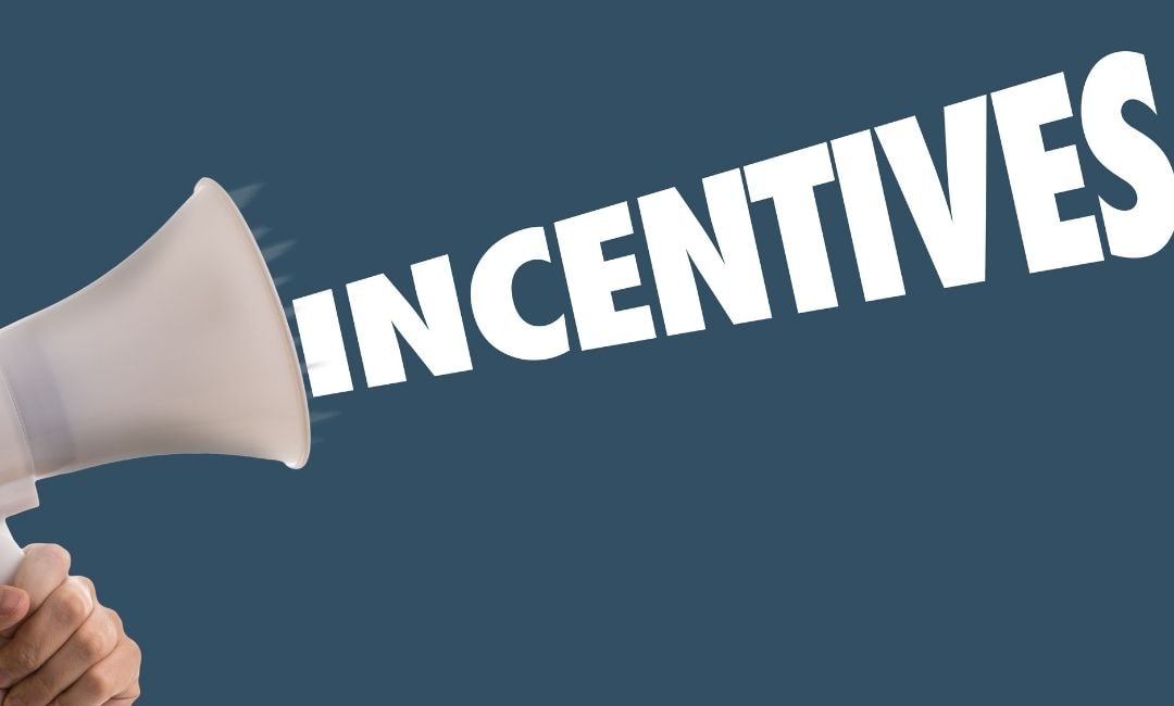 Monetary vs. Non-Monetary Incentives