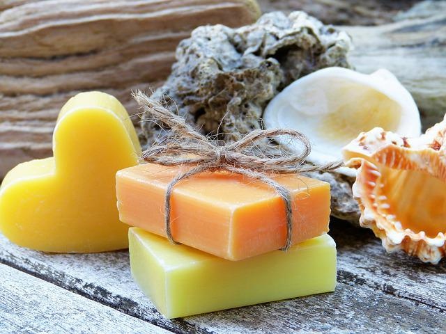 Handcrafted soap, heart, driftwood - Soap.Club