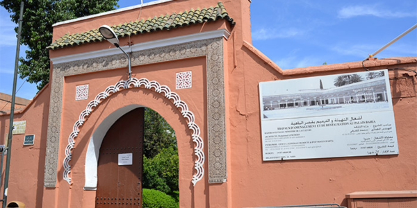 Visite du Palais de la Bahia à Marrakech, histoire, bâtiment et jardin de la période impériale du Maroc..