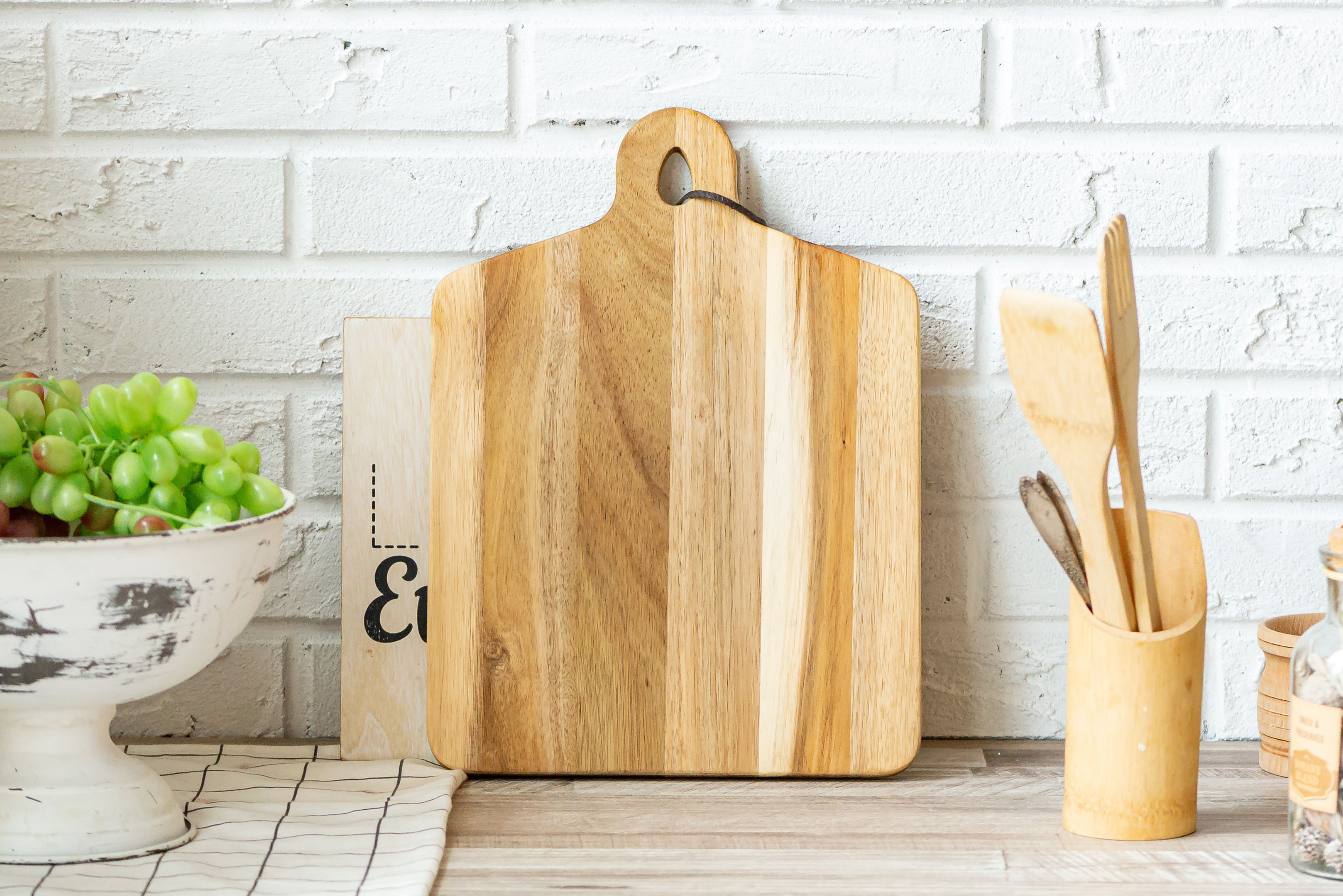 How to Care for a Wood Cutting Board – Hallstrom Home