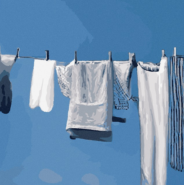 line drying, clean laundry, air-drying