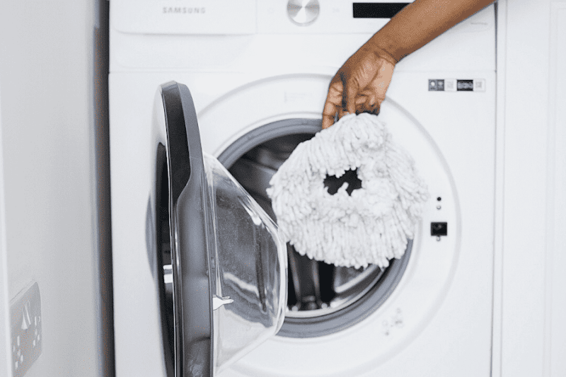 How to Clean Microfiber Mop Head in Washing Machine