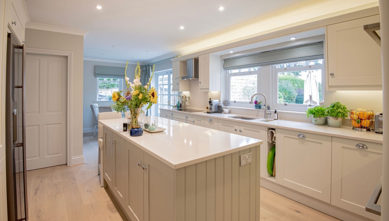 Georgia smooth painted shaker