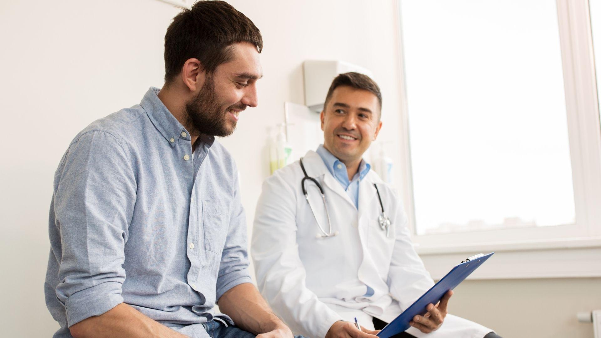 UK Doctor, Consultation, Slipping rib syndrome