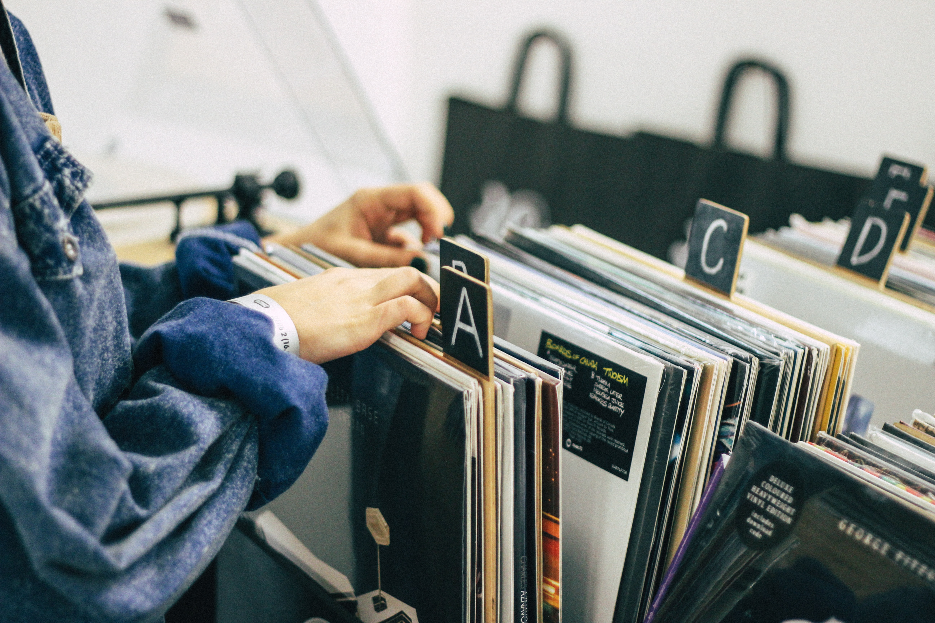 vinyl's popularity, general rule, collect