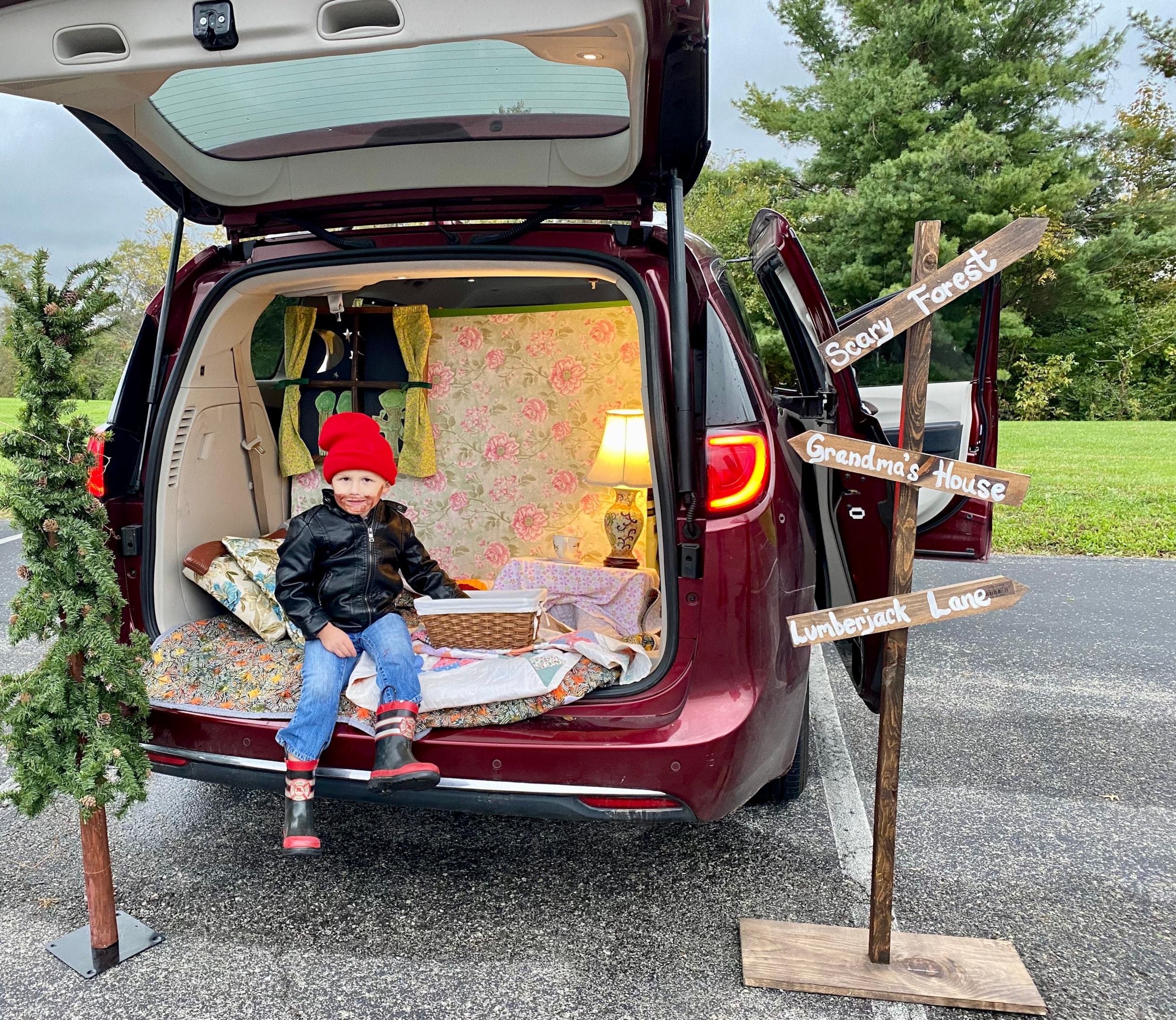 Fun red riding hood halloween costumes - our trunk-or-treat set up