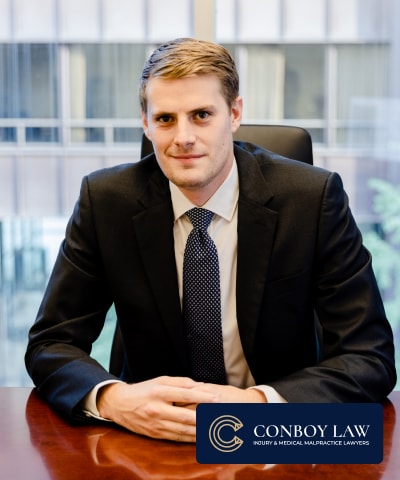 Contact a Chicago car crash lawyer today