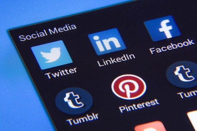 What Is Off-Page SEO And Why Is It Important For Your Business? 4 social media, facebook, twitter