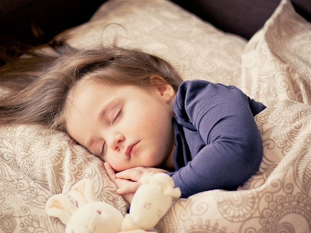 Babys können mit einem Baby Mobile besser einschlafen